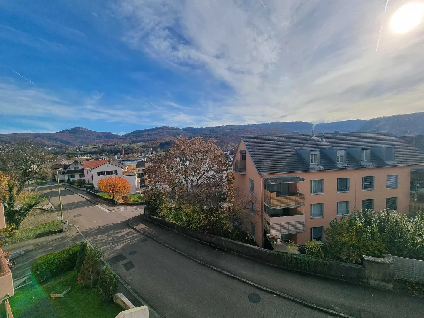 «Lichtdurchflutete Maisonette Dachwohnung» - Foto 3 di 27