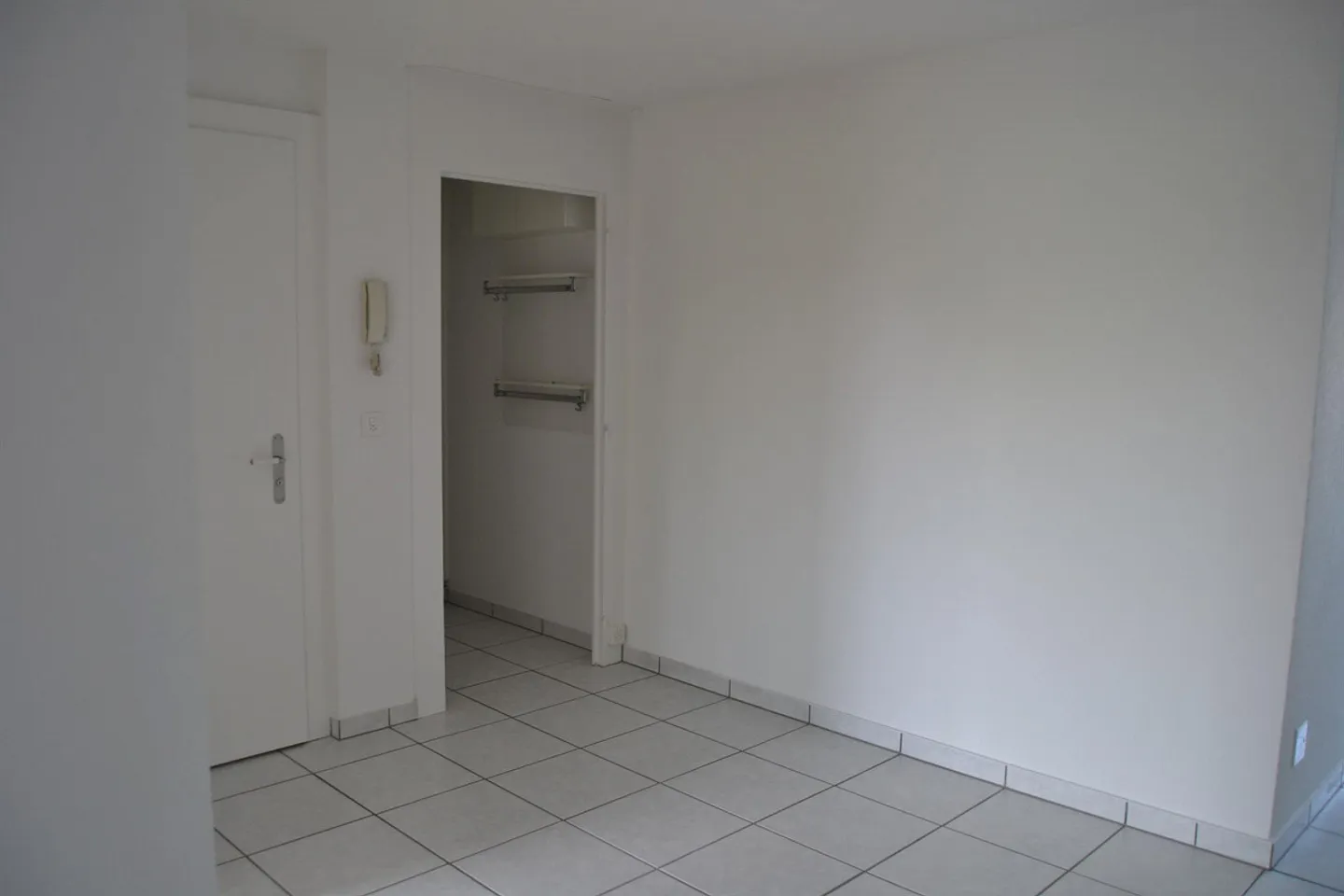 Bella appartamento TEMPORANEO di 3 stanze nel quartiere Spitalacker - Foto 8 di 10