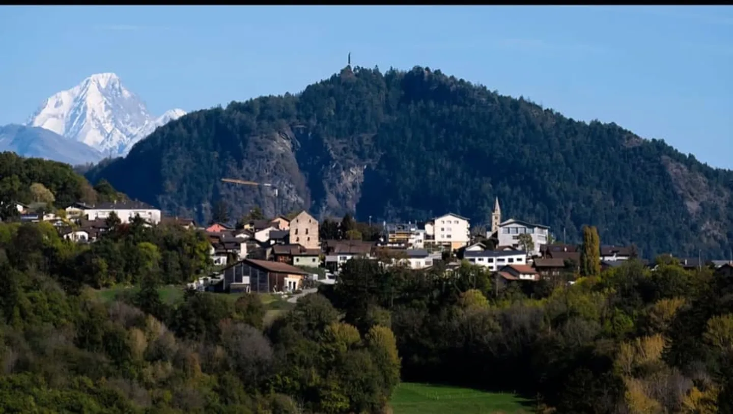 Twin House near Grimisuat / 3 Bedrooms / 2 Bathrooms / 2 Terraces / Minergie - Photo 2 of 13