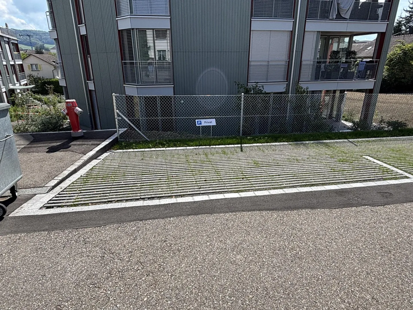 Outdoor parking space for rent in Affoltern am Albis - Photo 2 of 2