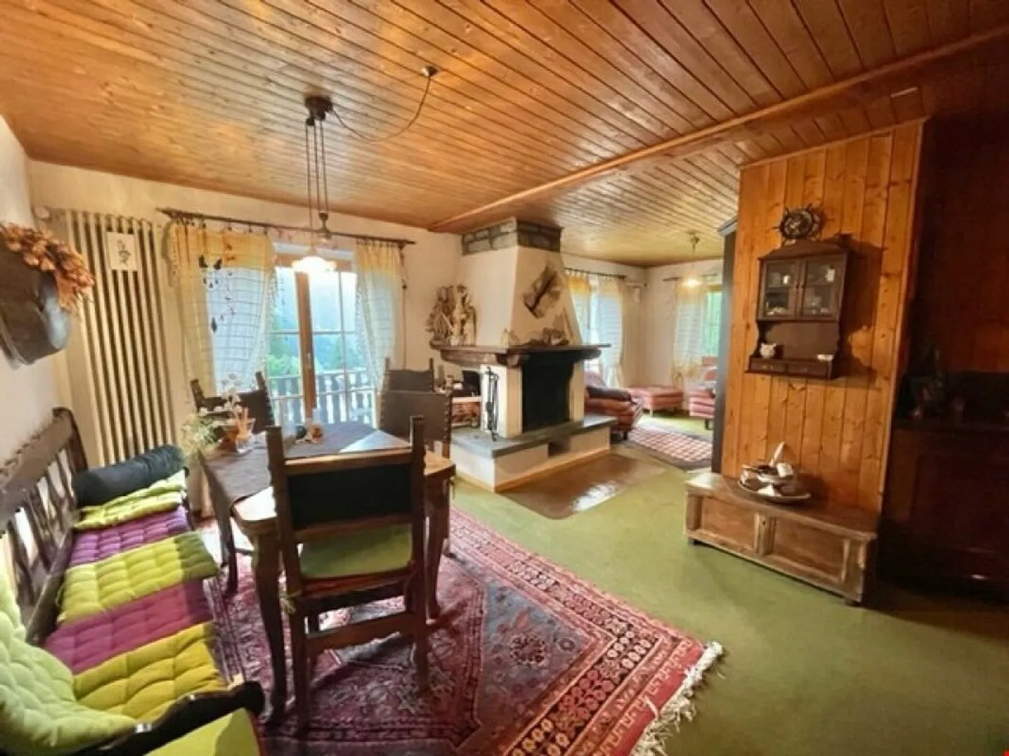 FOR SALE IN CARÌ - APARTMENT A FEW STEPS FROM THE SKI STATION - Photo 2 of 13
