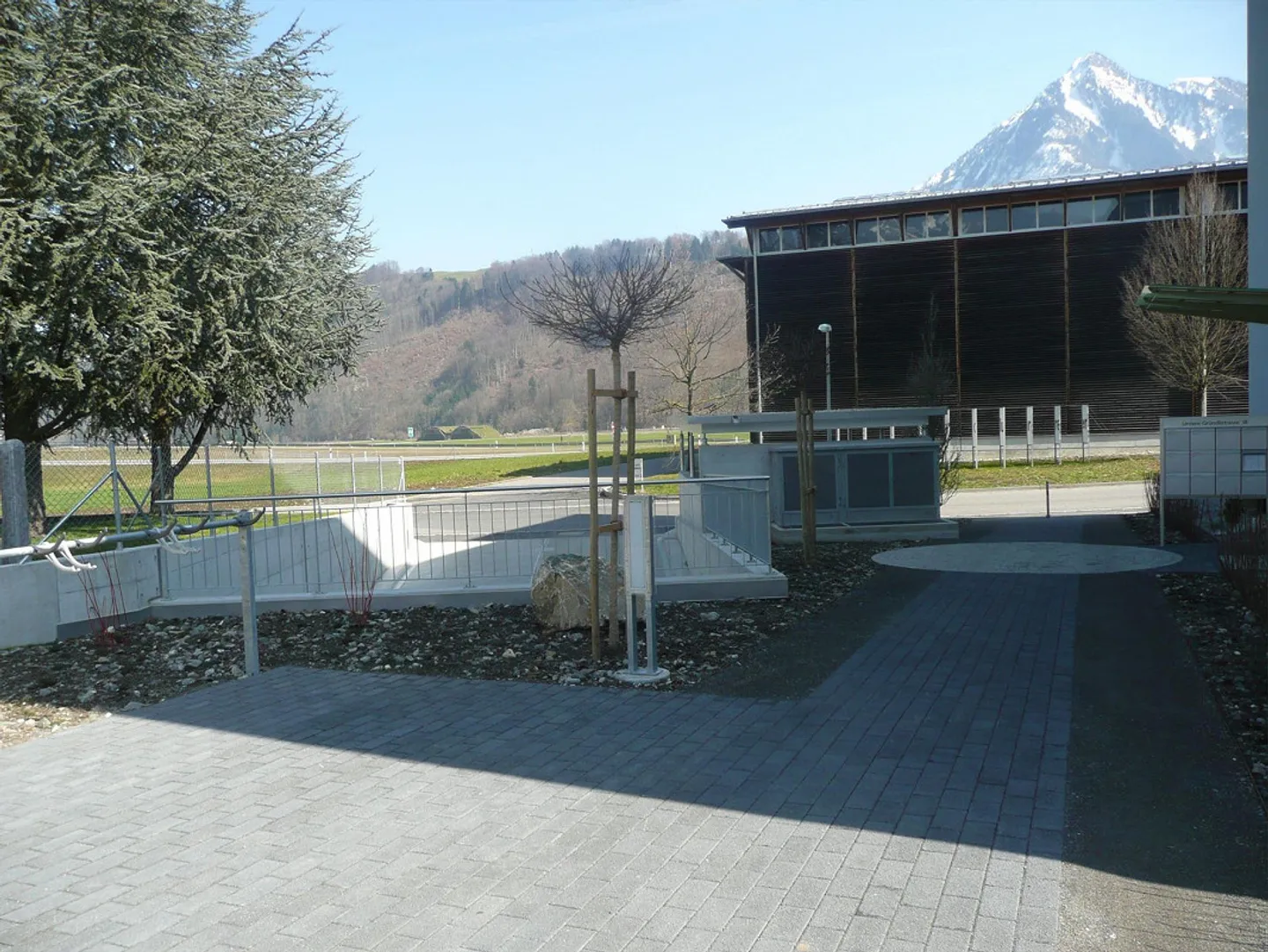 Parking spaces in Alpnach - Photo 2 of 4