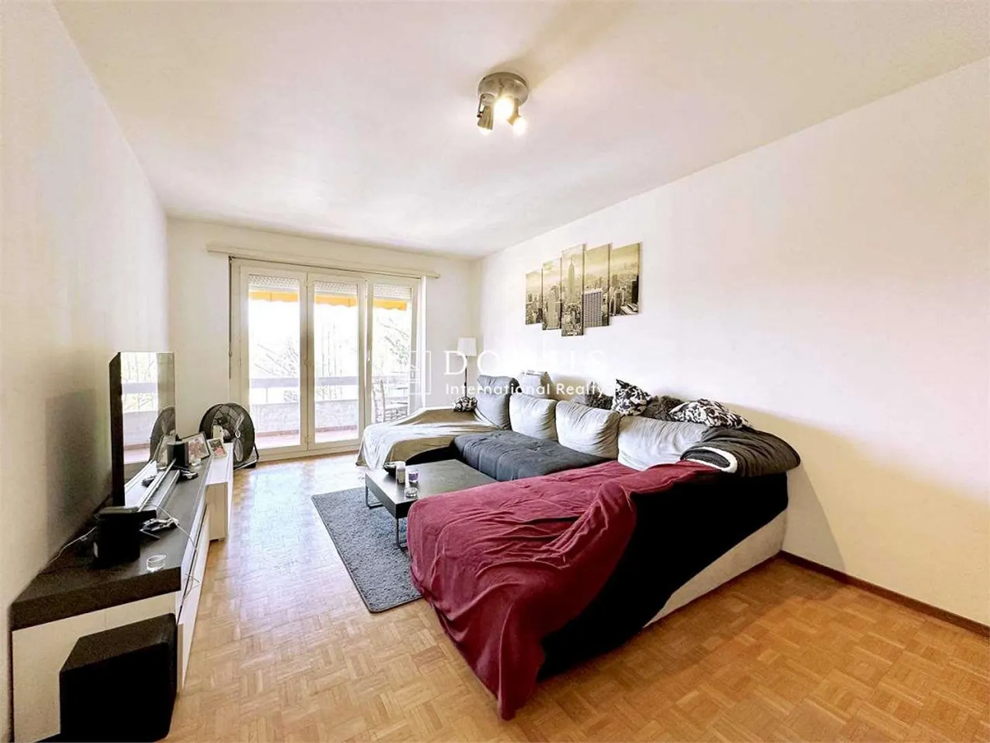 Komfortable Wohnung großartige Investition - Foto 2 von 8