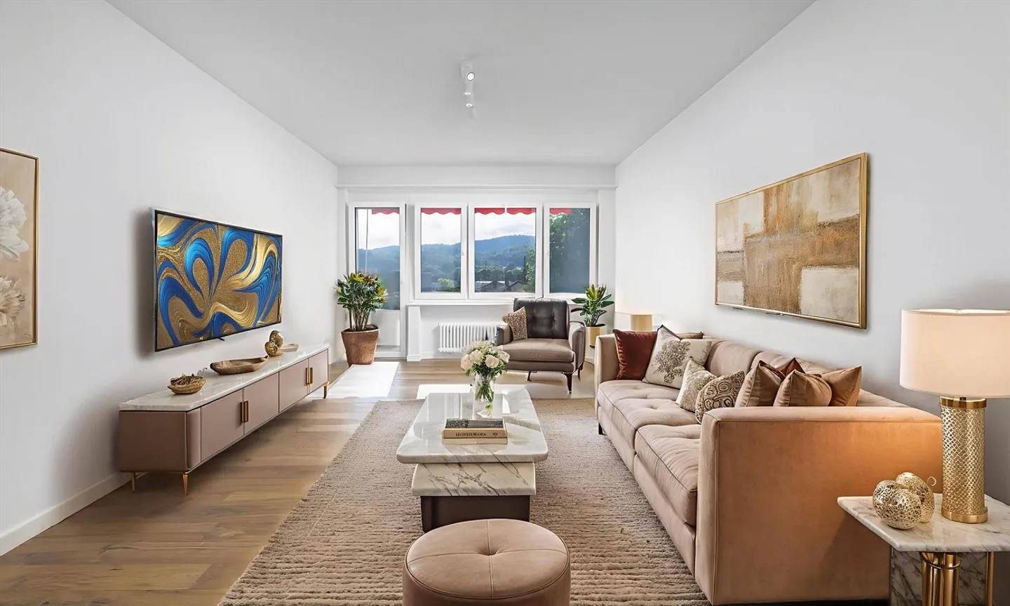 Exklusive 4,5 Zimmer komplett renoviert in Stabio - Foto 1 von 9