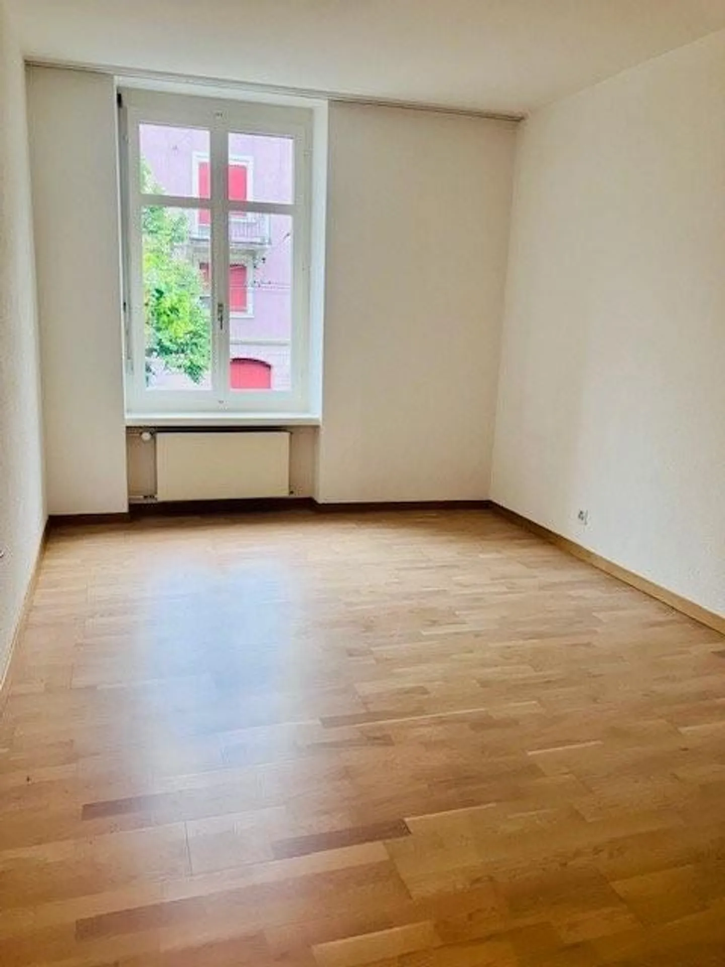 Appartamento in città con grande terrazza - Foto 7 di 9