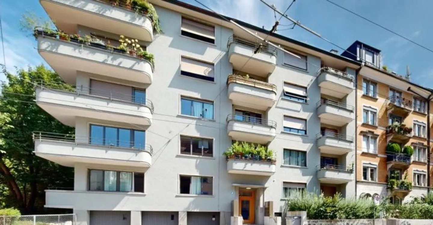 Appartement confortable au centre de Zurich-Wollishofen ! - Photo 1 sur 3