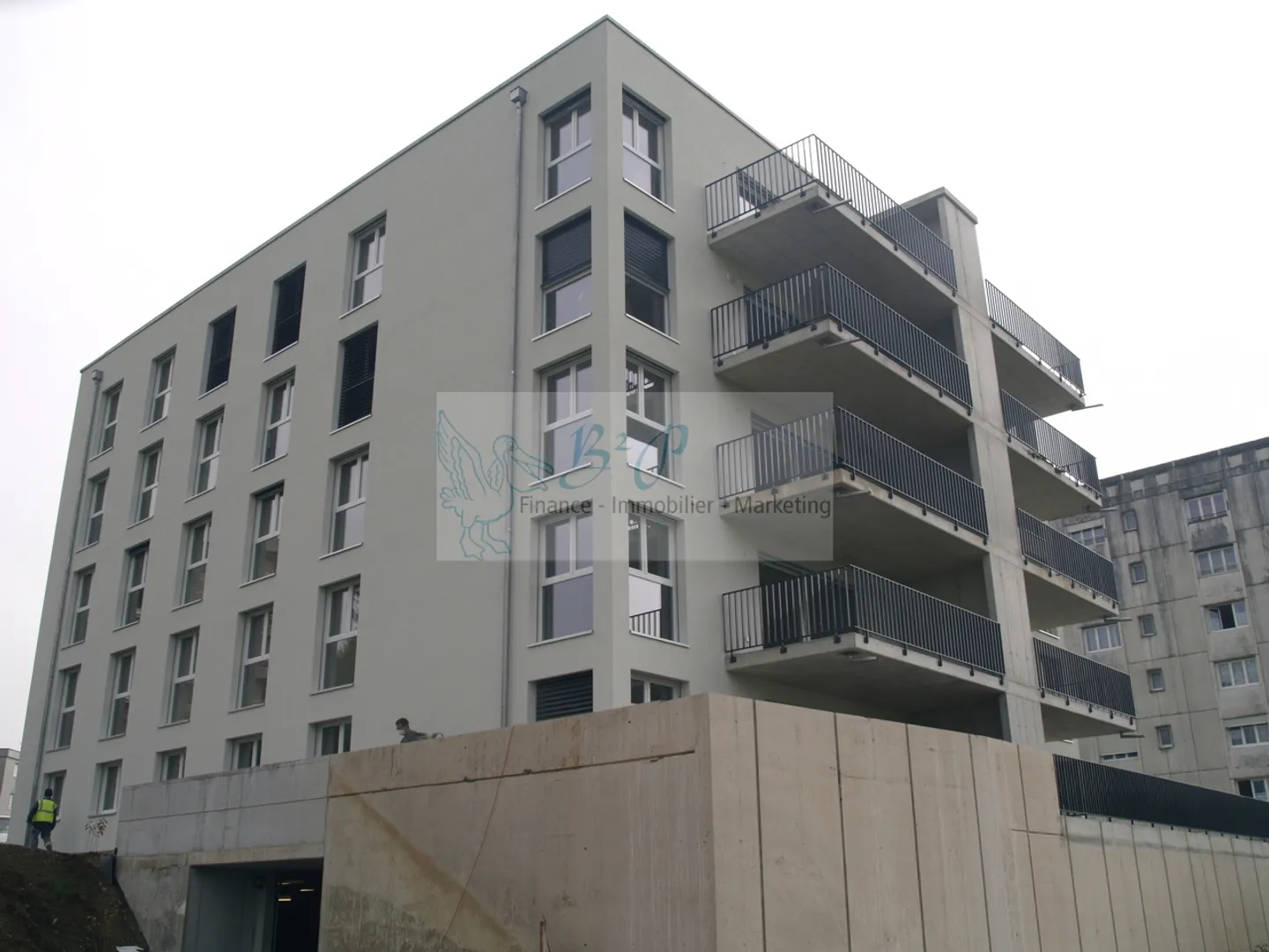 A 110m2 warehouse is for rent! - Photo 1 of 7