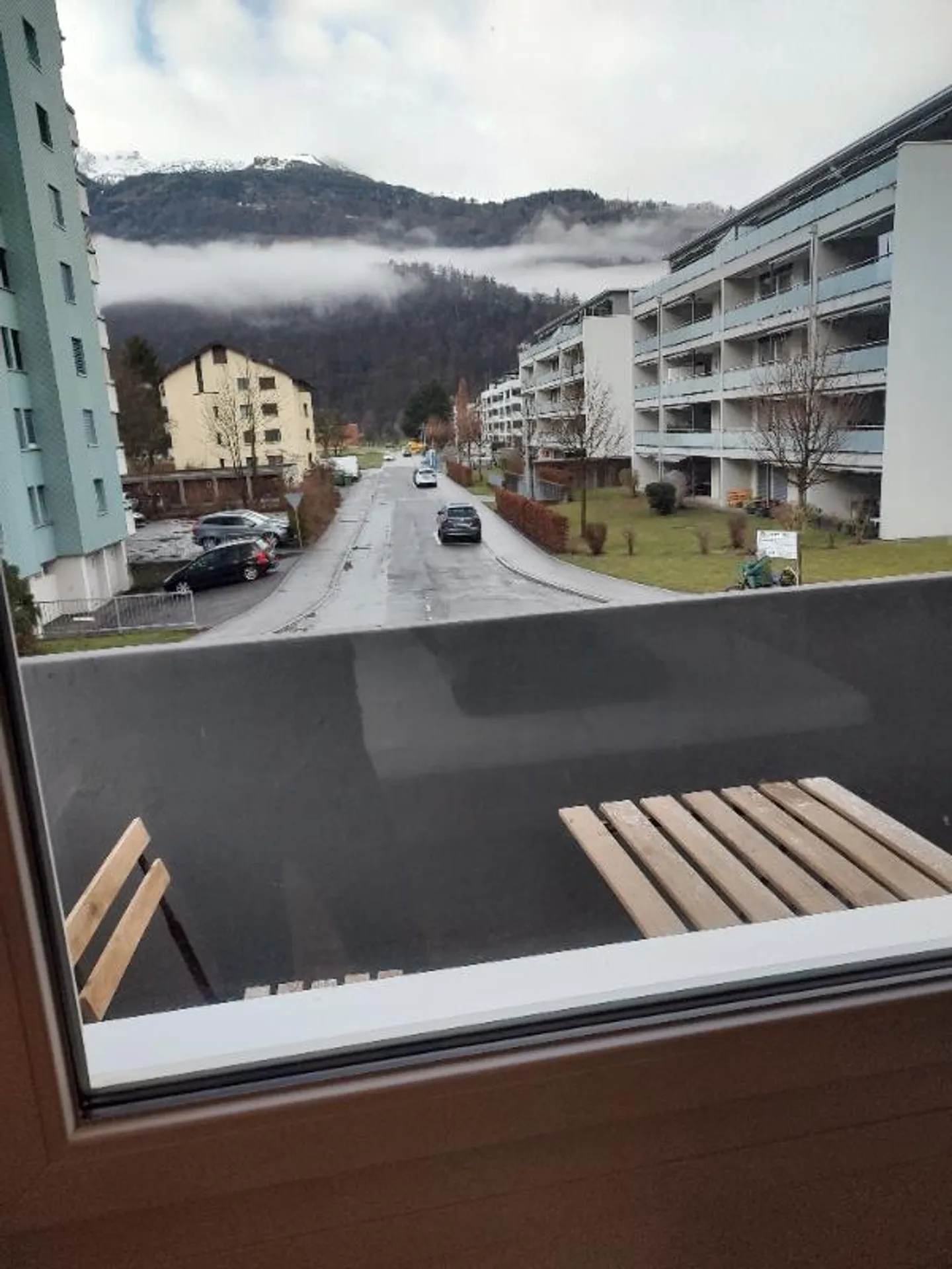 «Möbl. WG-Zimmer» - Foto 2 von 5