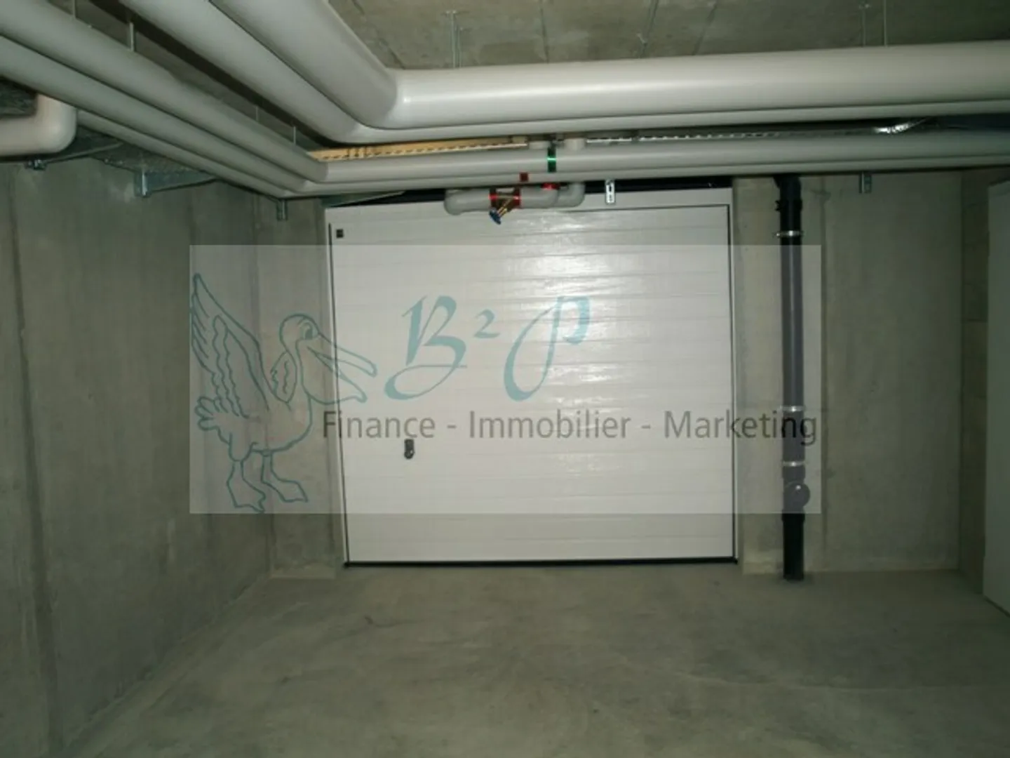 A 110m2 warehouse is for rent! - Photo 6 of 7