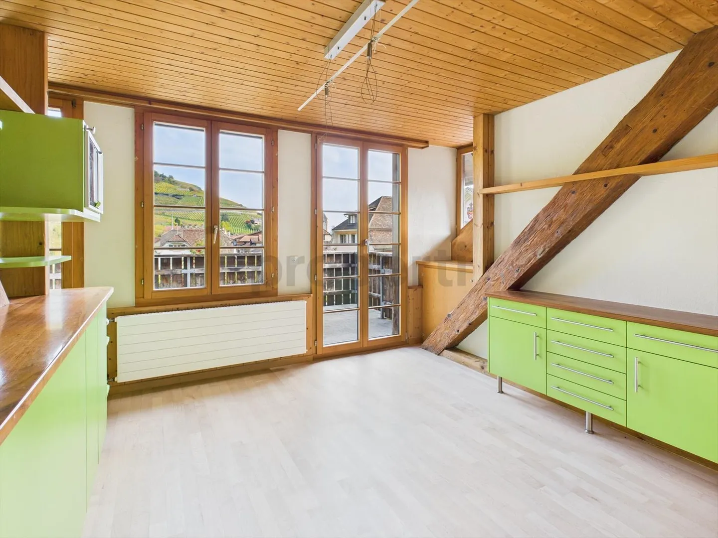 Charmante 5.5-Zimmer Wohnung mit Seeblick in Twann - Foto 6 von 13
