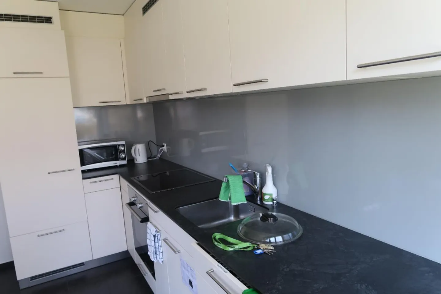 «Möbl. WG-Zimmer» - Foto 4 von 5