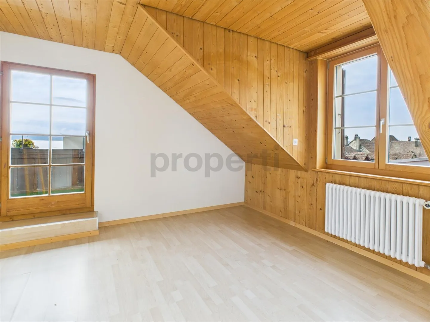 Charmante 5.5-Zimmer Wohnung mit Seeblick in Twann - Foto 7 von 13