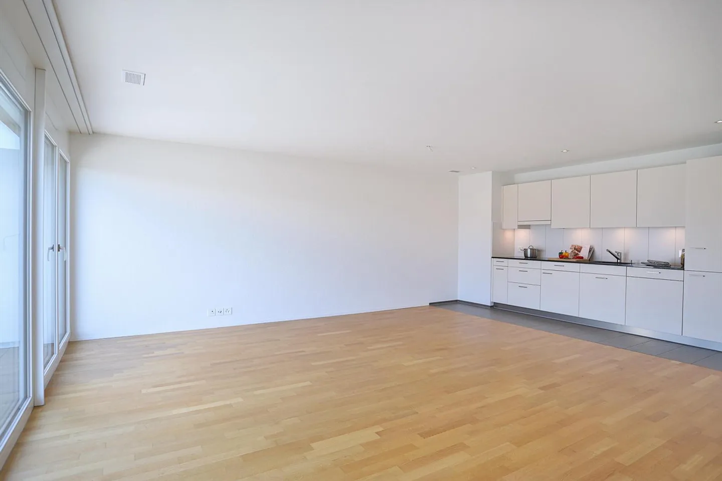 Luxuswohnung mit Terrasse - Foto 2 von 11