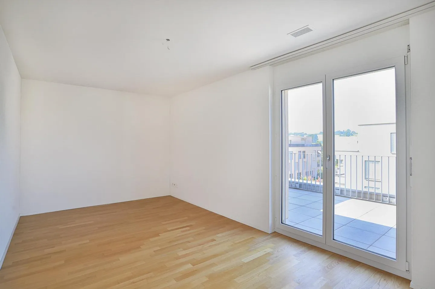 Luxuswohnung mit Terrasse - Foto 4 von 11