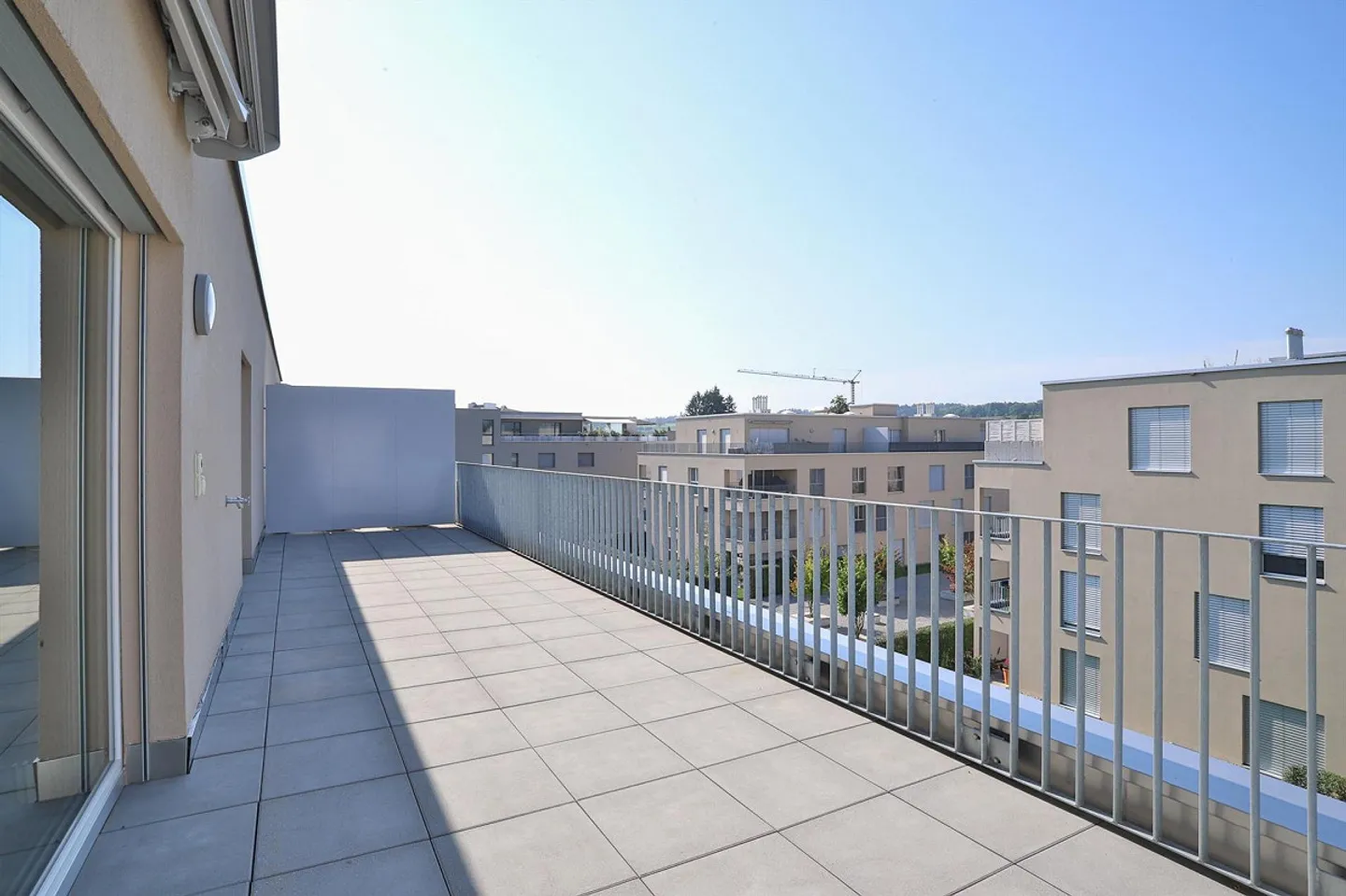 Luxuswohnung mit Terrasse - Foto 8 von 11