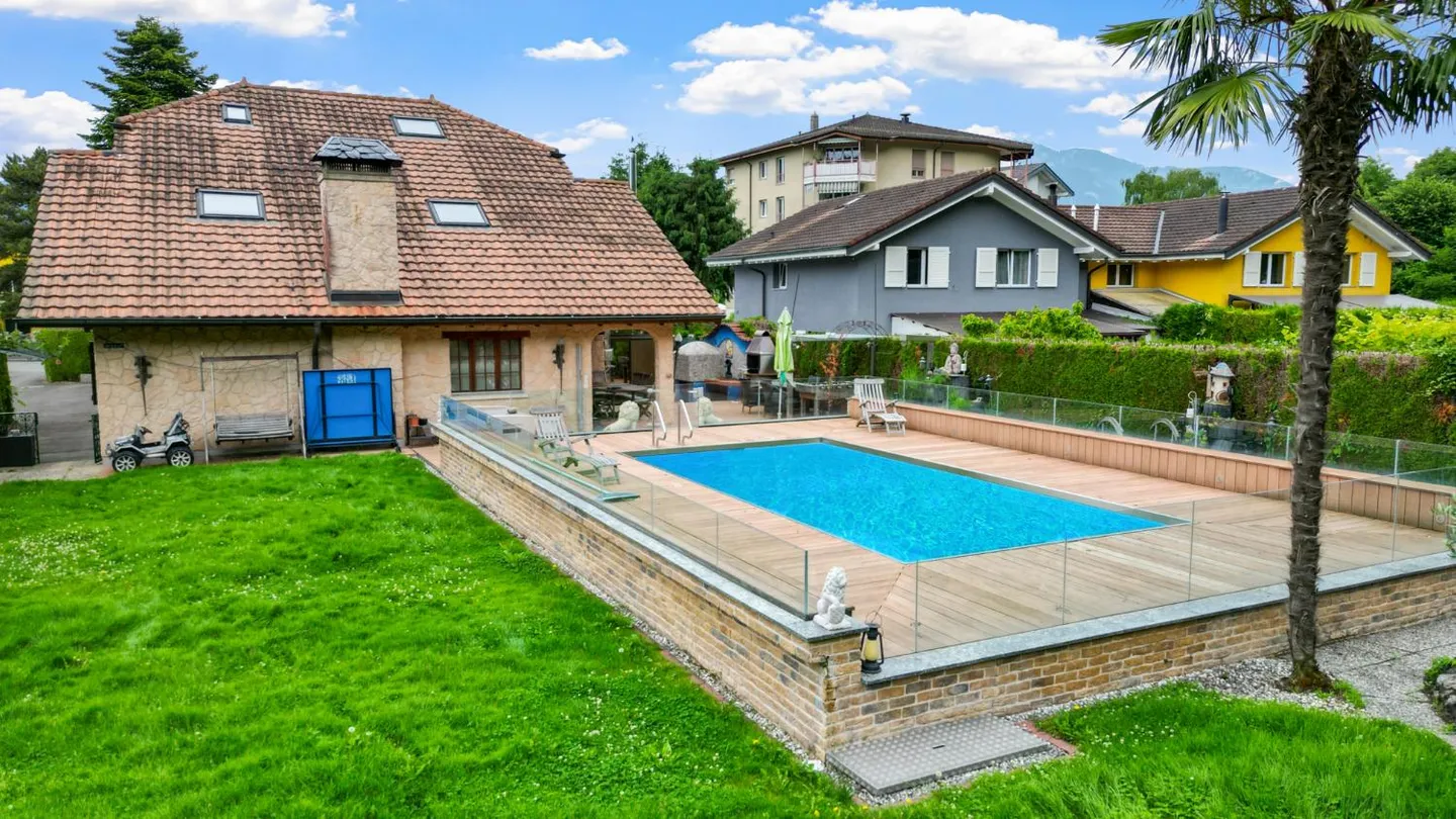 8-Zimmer-Haus - Foto 4 von 13