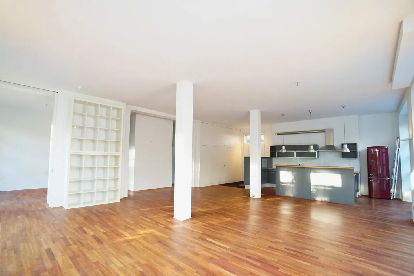 Appartement en loft avec balcon à Zurich Wipkingen - Photo 3 sur 13