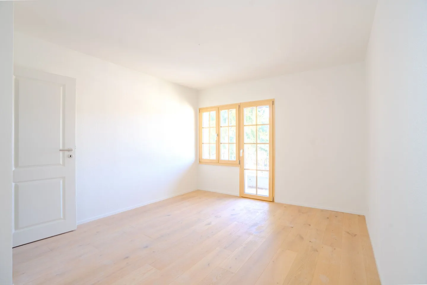 Charmante appartement 3.5 pièces dans un endroit calme à Hofstetten-Flüh - Photo 1 sur 6