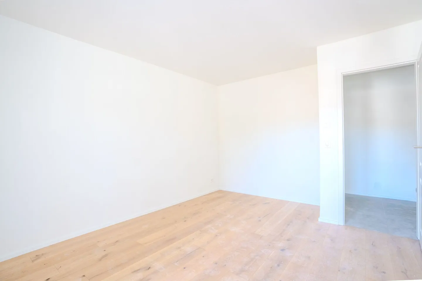 Charmante appartement 3.5 pièces dans un endroit calme à Hofstetten-Flüh - Photo 4 sur 6