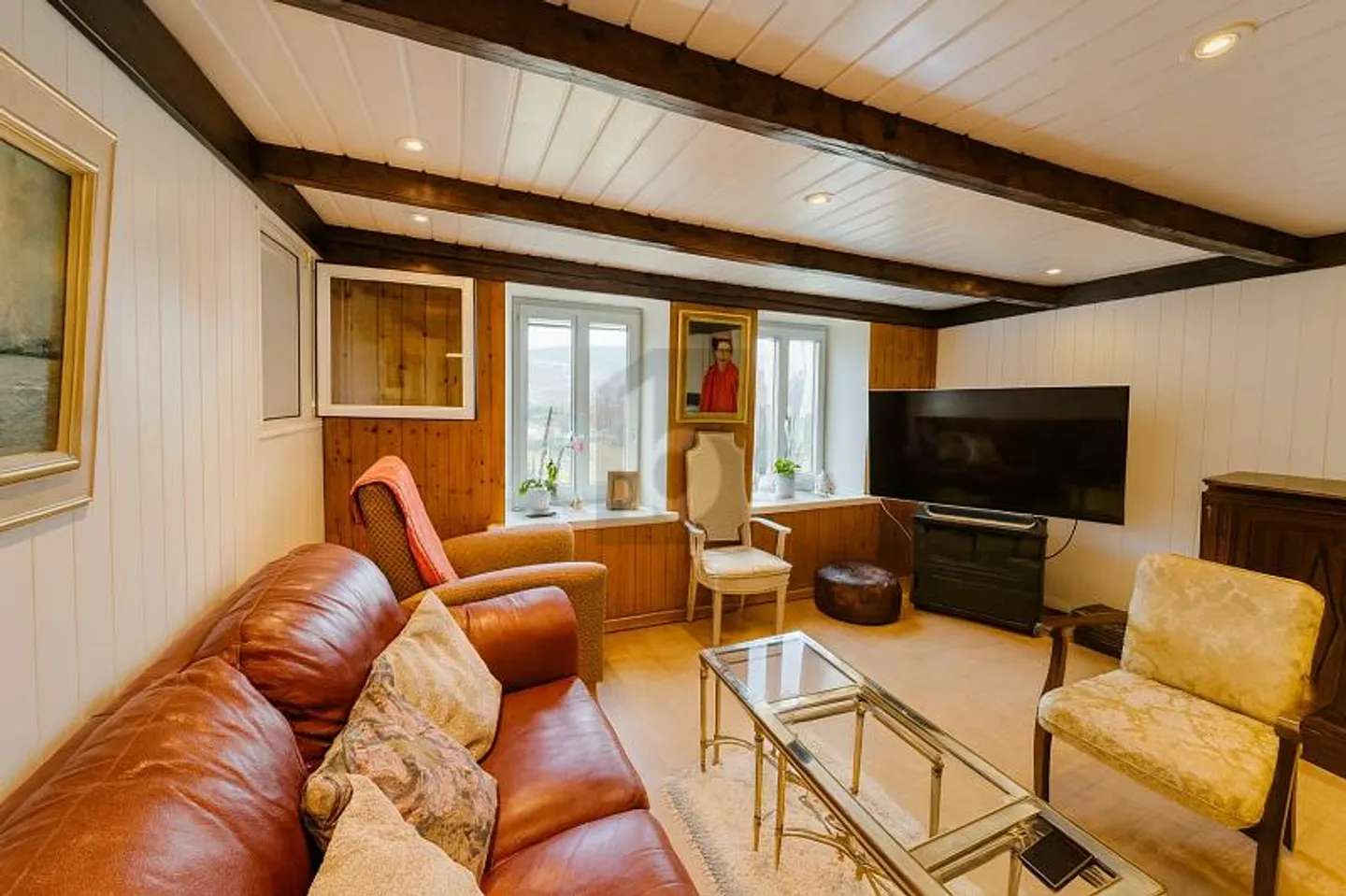 TOP PRICE! CHARMING FARM WITH GREAT POTENTIAL - Photo 4 of 6