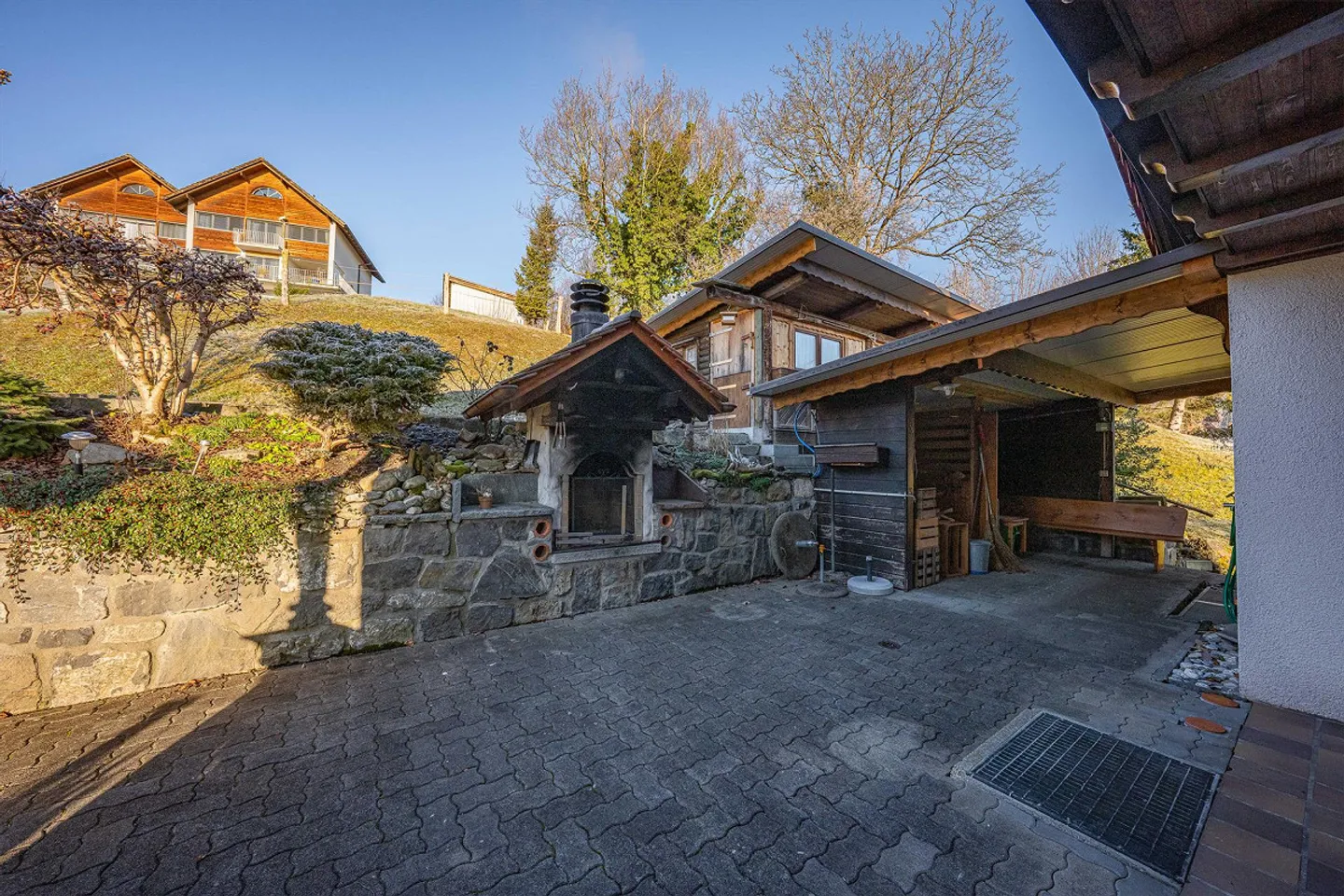 6.5-Room Single-Family House - Photo 5 of 13