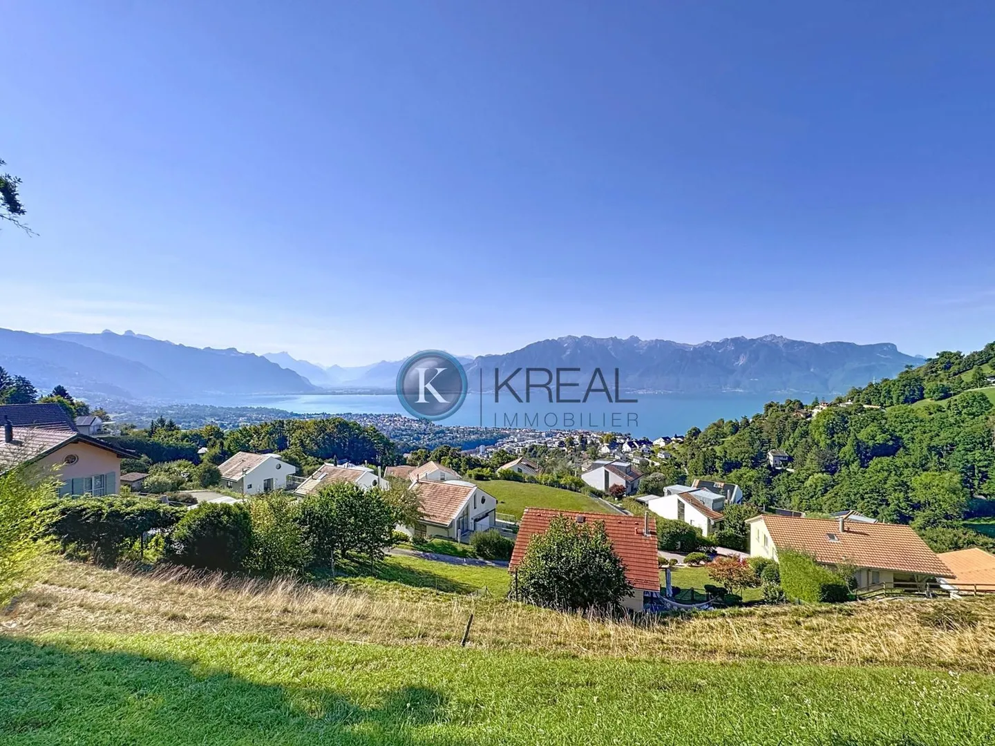 Rare à vendre : Appartement exclusif avec terrasse et panorama à couper le souffle ! - Photo 1 sur 10