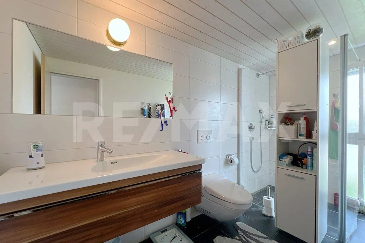 Parfait pour les familles, emplacement calme et ensoleillé sur la colline - Photo 8 sur 13