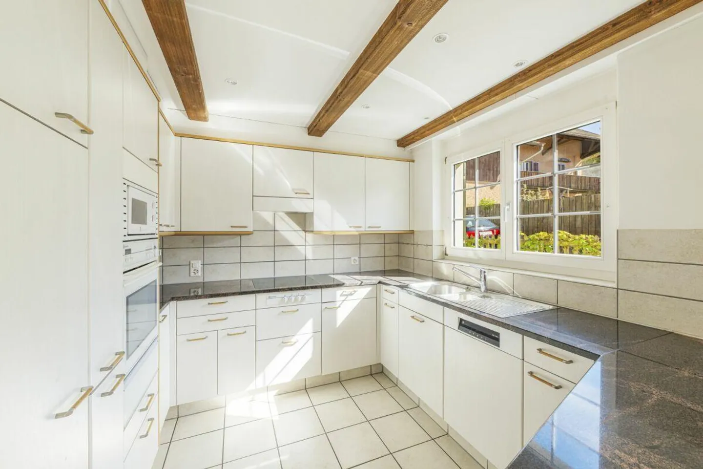 MAISON RÊVÉE POUR VOTRE FAMILLE - OPTIONS D'UTILISATION INDIVIDUELLES & DE NOMBREUX EXTRAS - Photo 9 sur 26