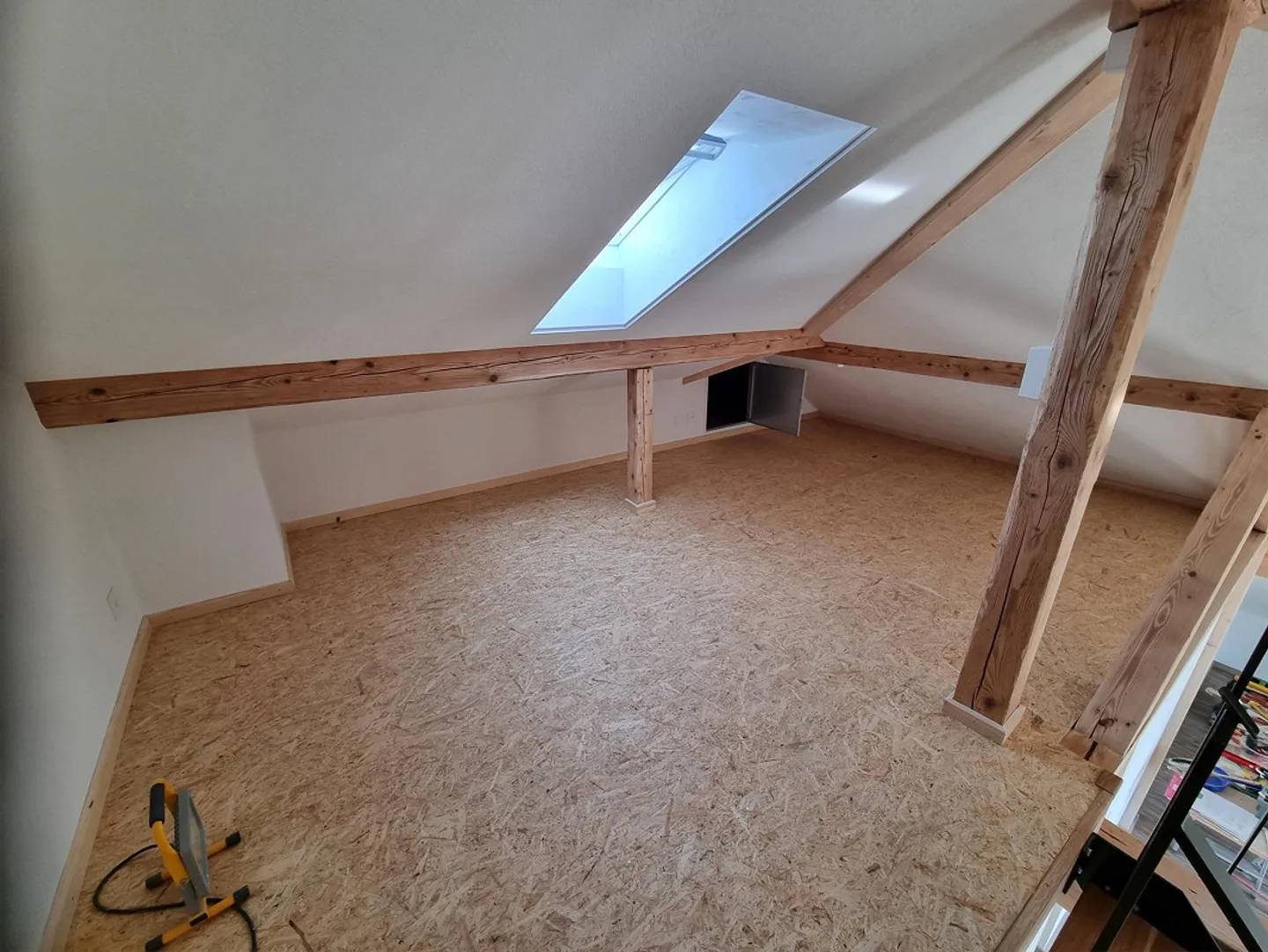 Charming and newly renovated 2.5 room apartment in the center of Bauma - Photo 3 of 16