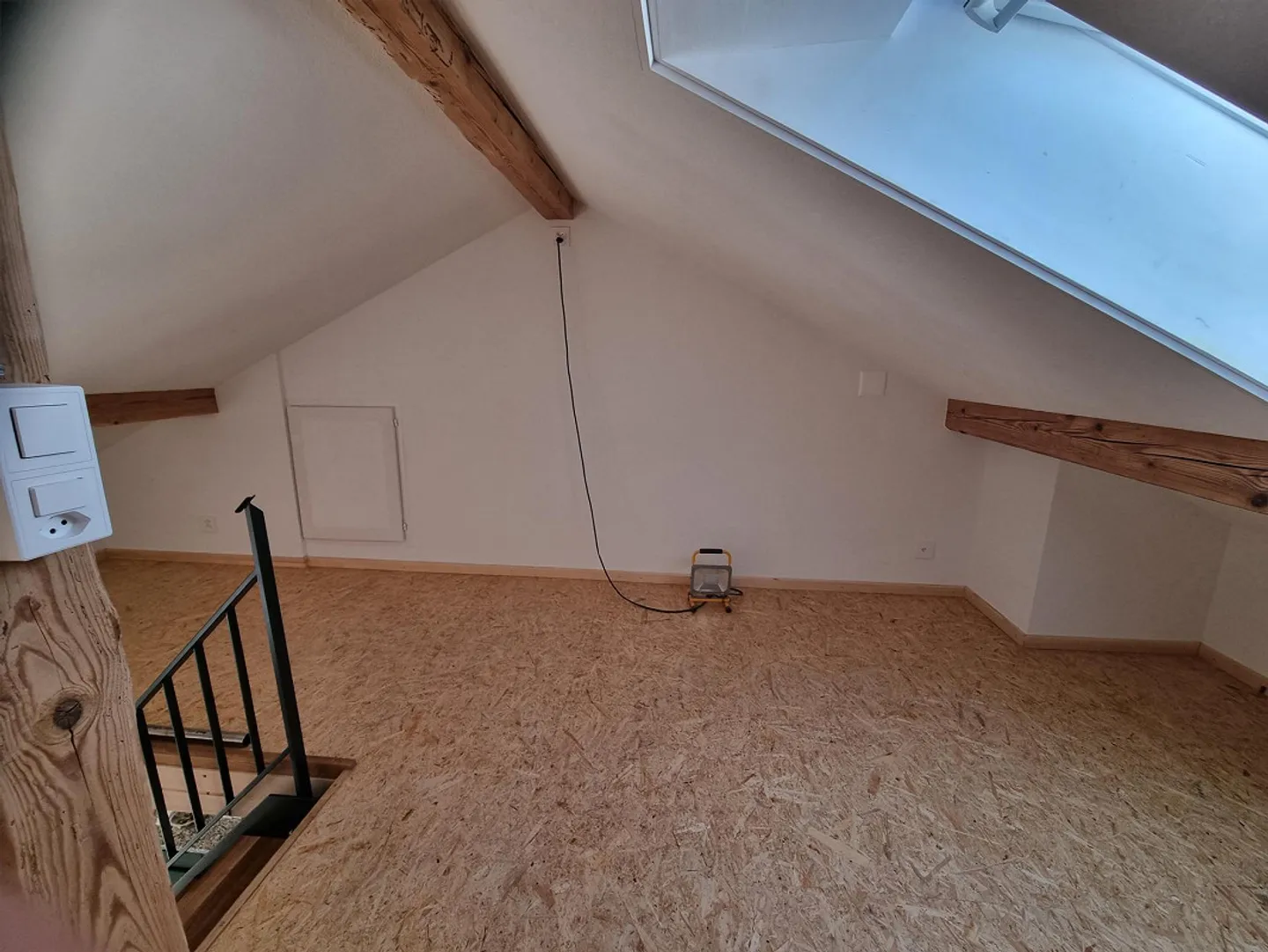 Charming and newly renovated 2.5 room apartment in the center of Bauma - Photo 4 of 16
