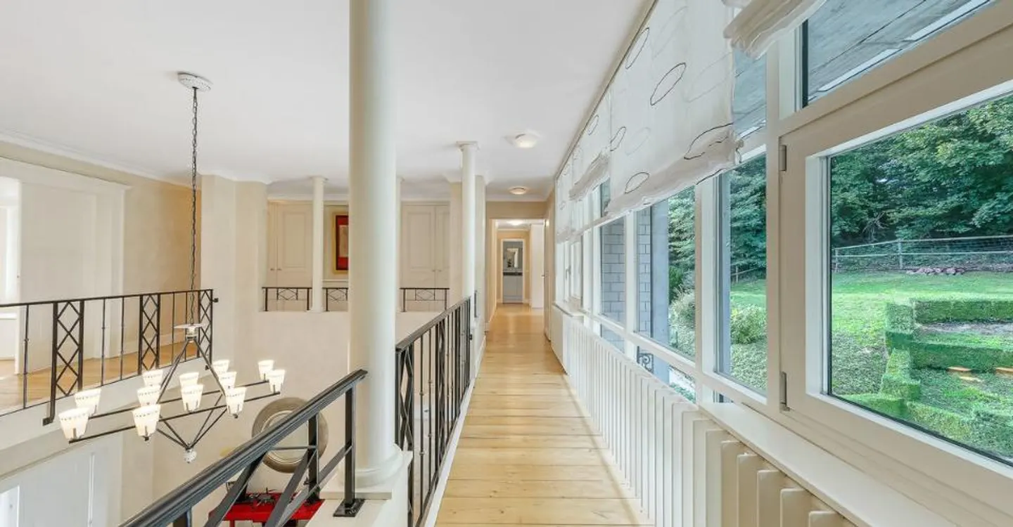 Prestigious property surrounded by greenery in Lausanne - Photo 10 of 11