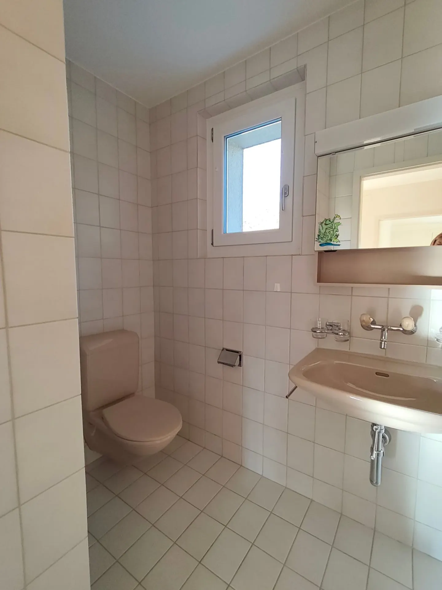 Charmante 2.5-Zimmerwohnung mit Balkon in Aarberg - Foto 5 von 6