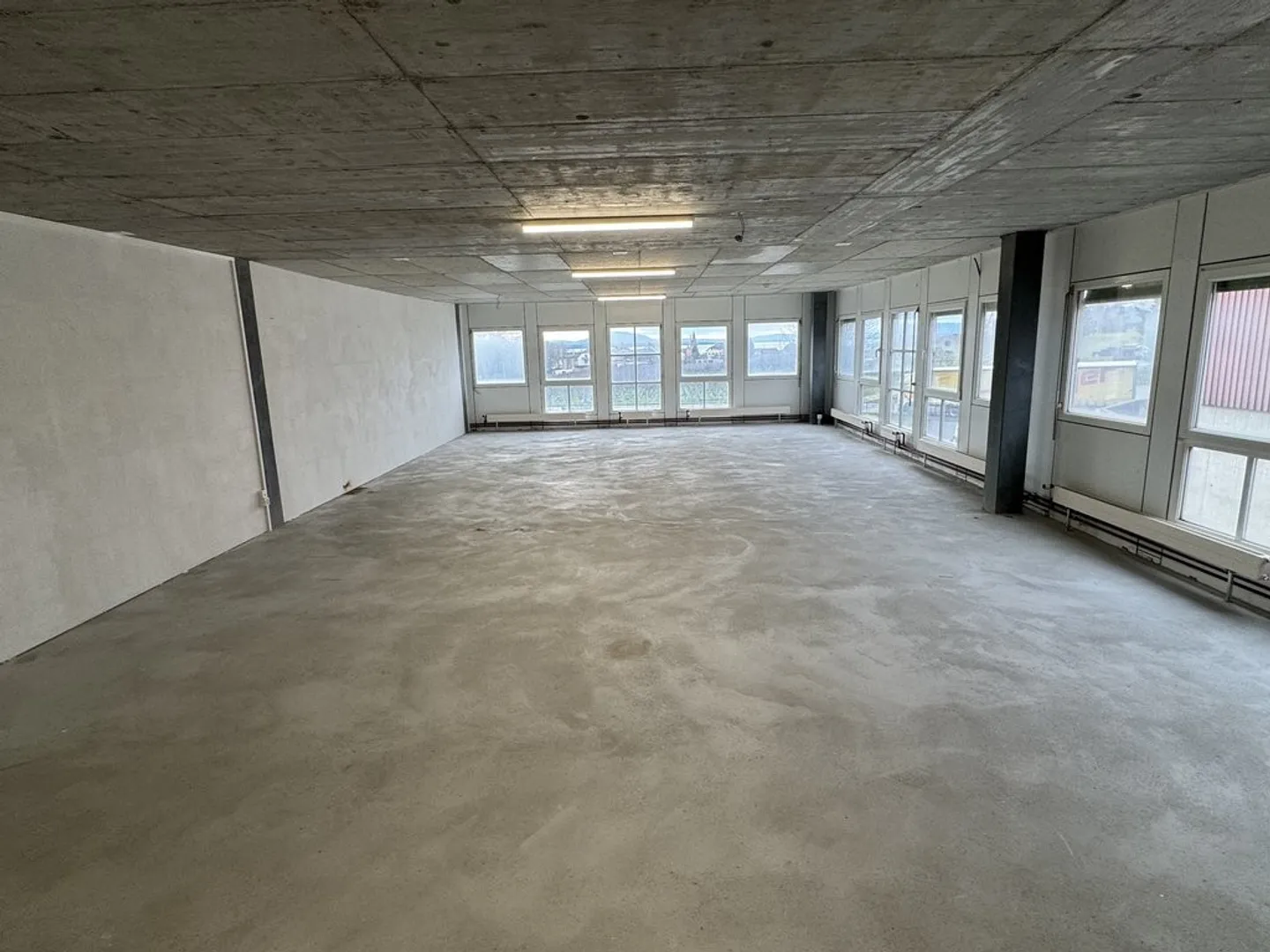 Office space for rent of approximately 100 m2 - Photo 4 of 6