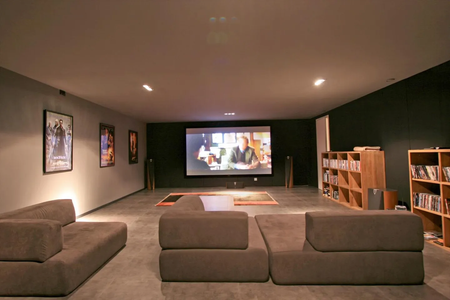 House - Photo 6 of 7