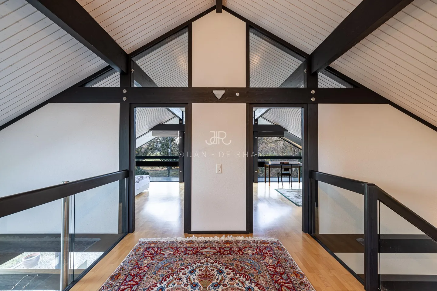 Luxury single_family_home - Photo 9 of 9