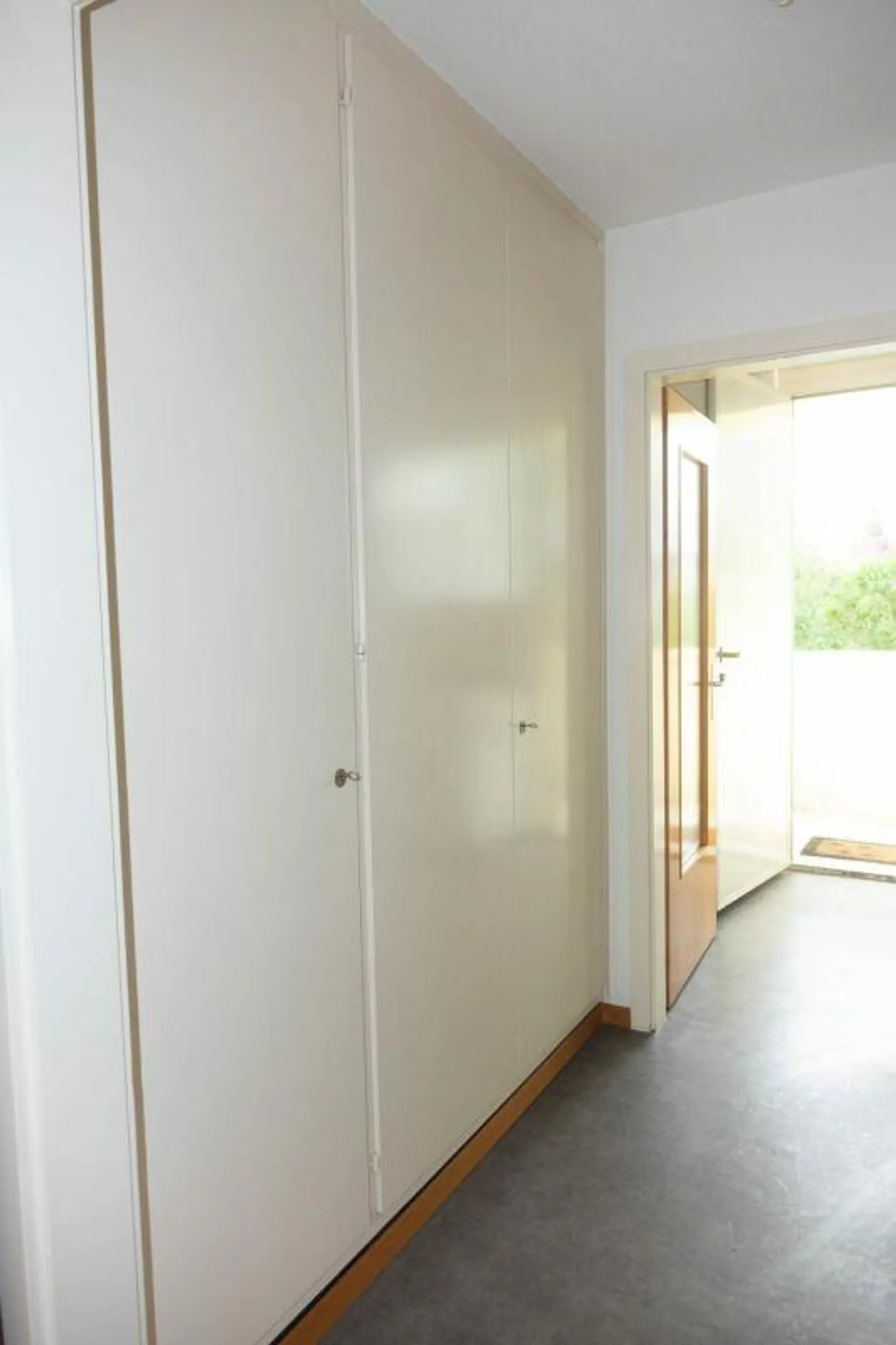 Appartement 1 pièce avec balcon - Photo 6 sur 8