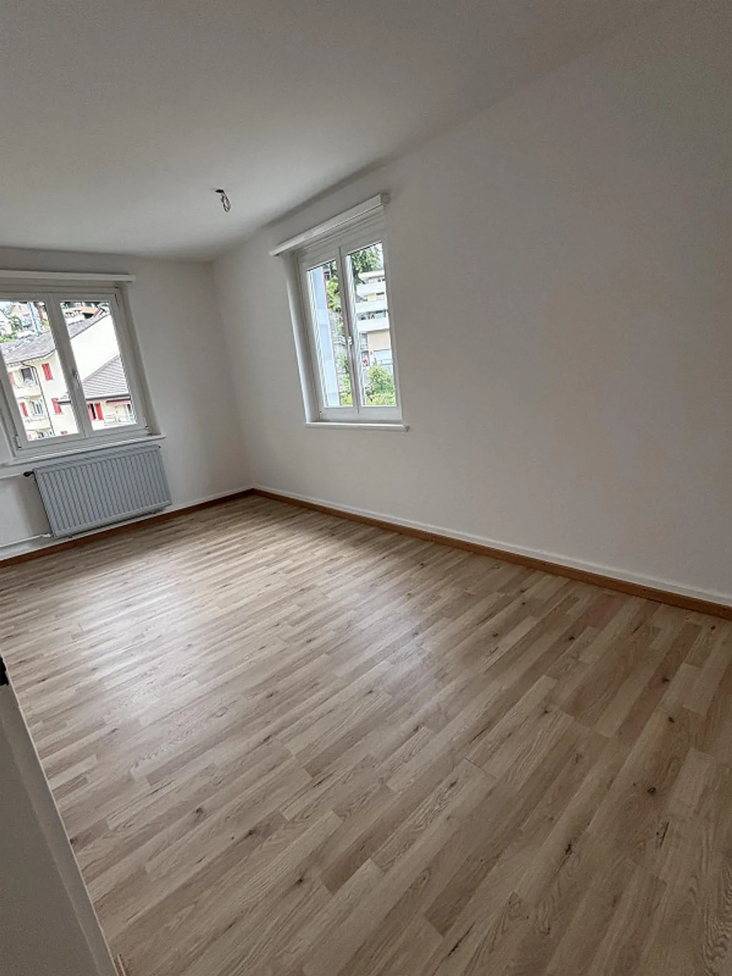 Charmante 3-Zimmer-Wohnung in Luzern - Foto 2 von 17