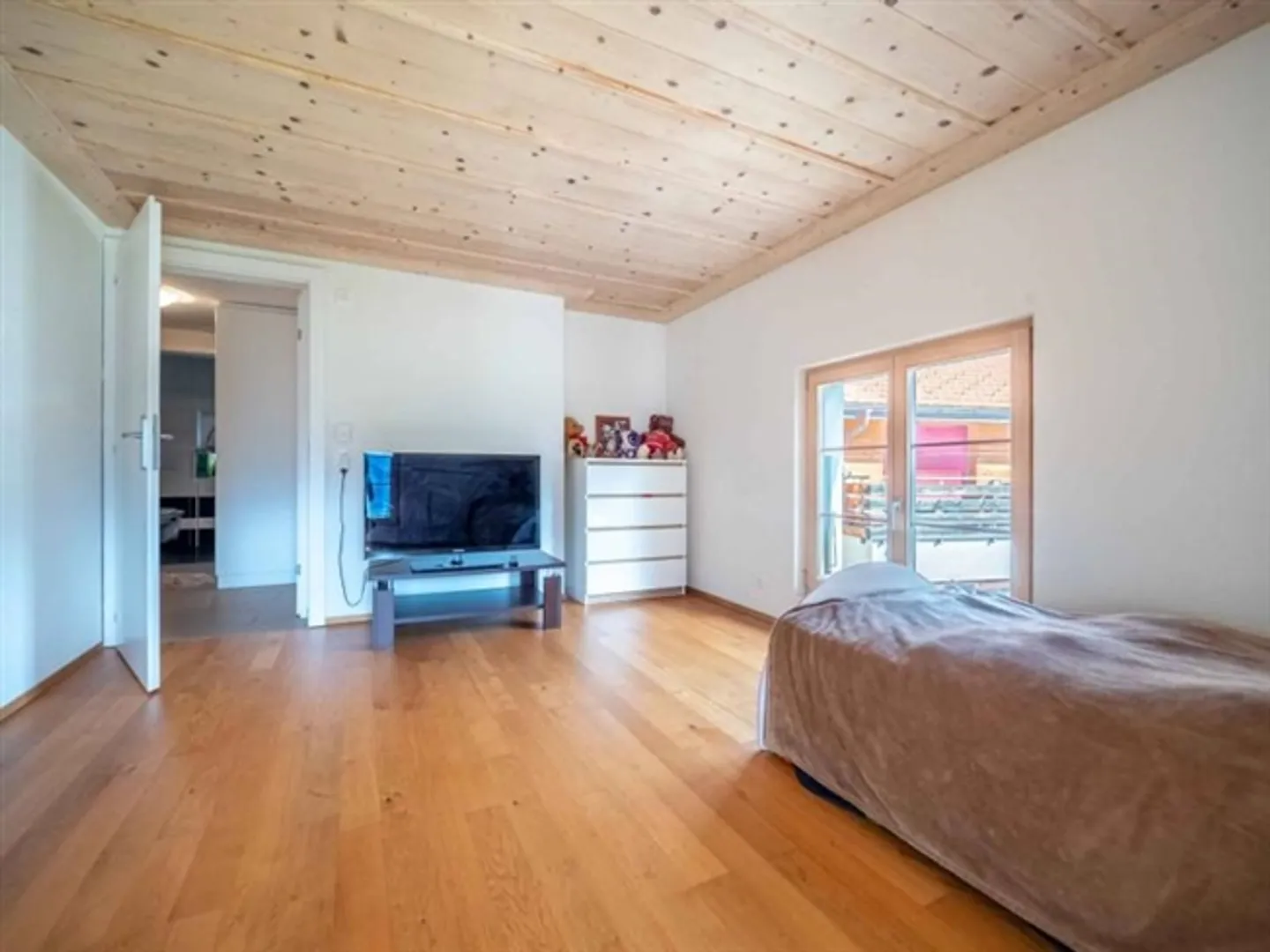 «Wunderschönes und geräumiges Penthouse, gehoben, im Herzen von Charmey» - Foto 6 von 10