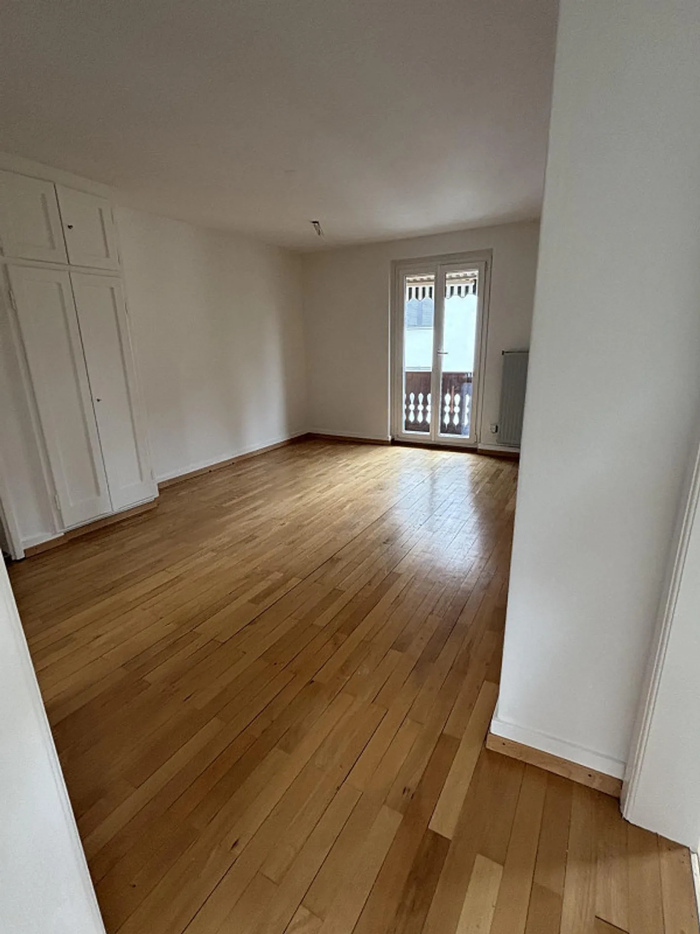 Charmante 3-Zimmer-Wohnung in Luzern - Foto 3 von 17