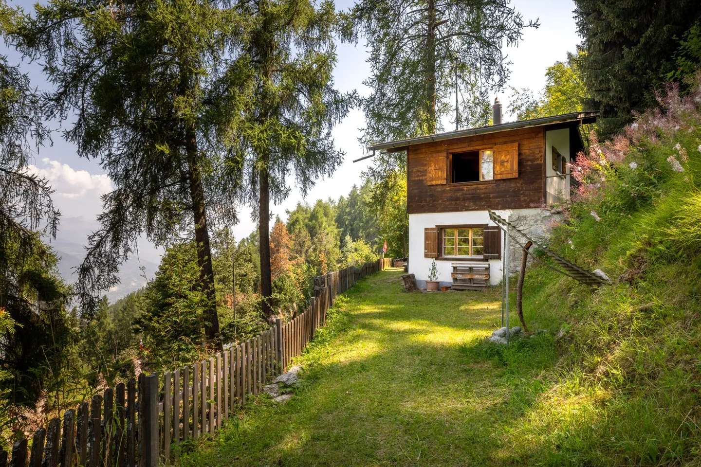 Unique chalet by the bisse, just 350 meters from the Veysonnaz cable cars - Photo 4 of 23