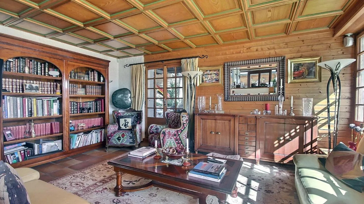 Luxury Chalet in Crans-Montana - Photo 4 of 13