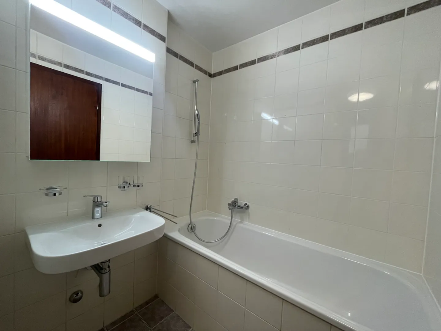 2.5 Room Apartment - Photo 4 of 4