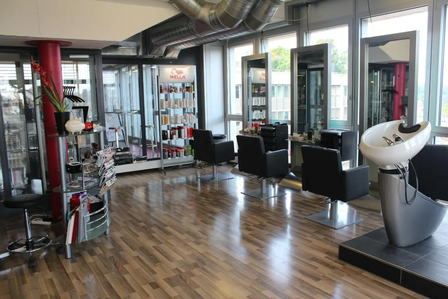 Shop for sale - Photo 1 of 3