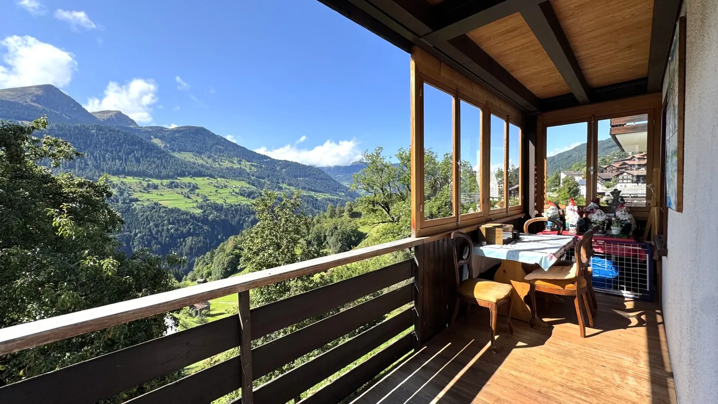 Condominium avec vue de rêve à Castiel, commune d'Arosa - Photo 9 sur 12