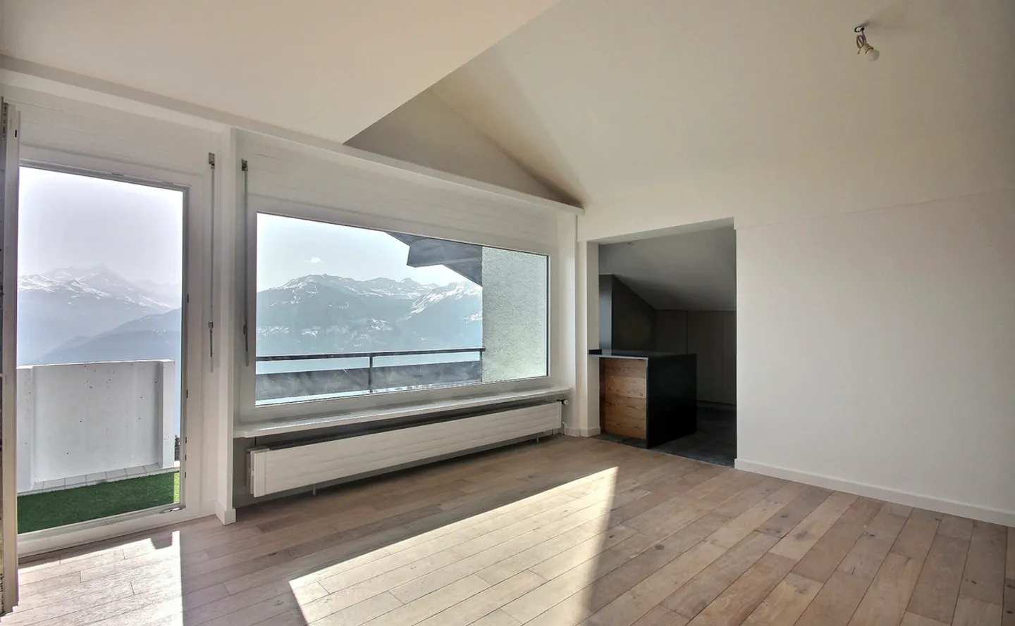 Single house for sale - Photo 4 of 11