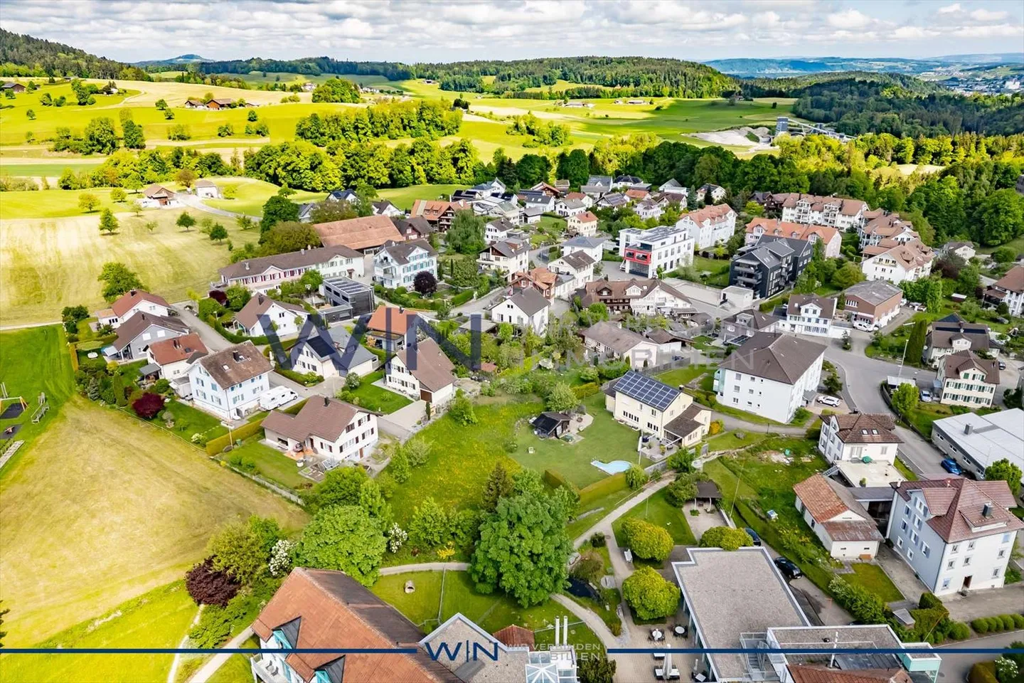 Terrain constructible à vendre - Photo 1 sur 9