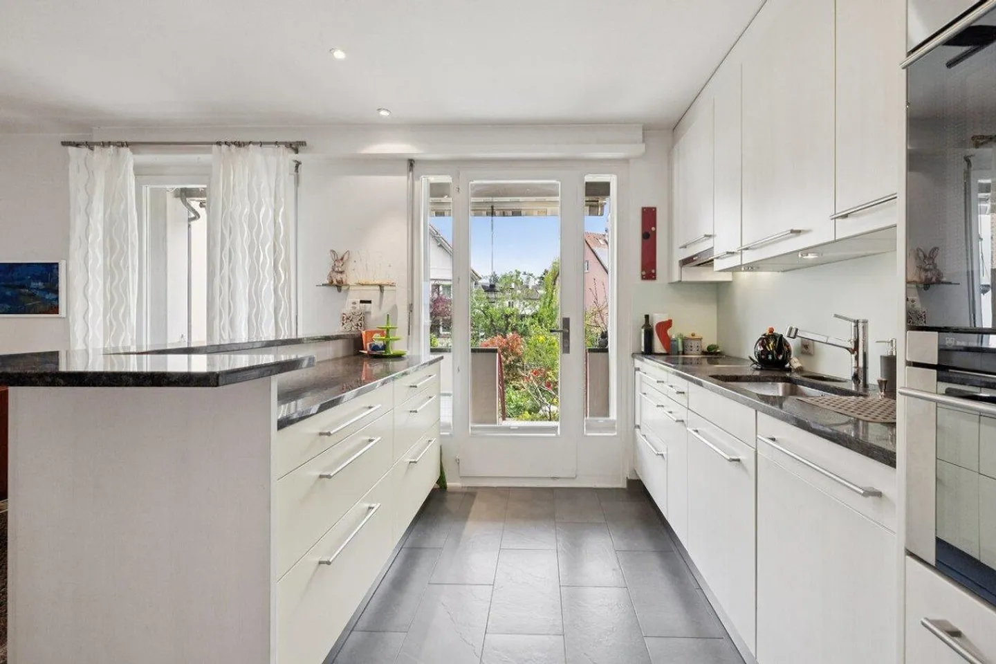 Row House in the Bachletten Quarter - Photo 2 of 17