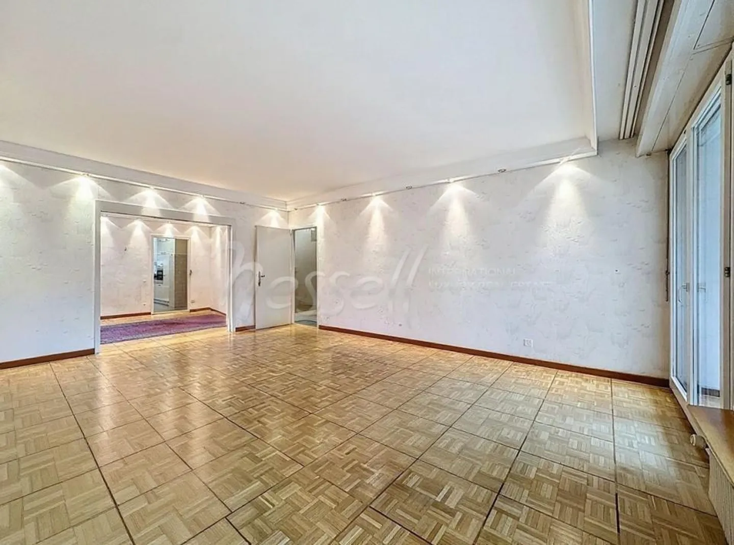 Apartment for sale - Photo 3 of 13