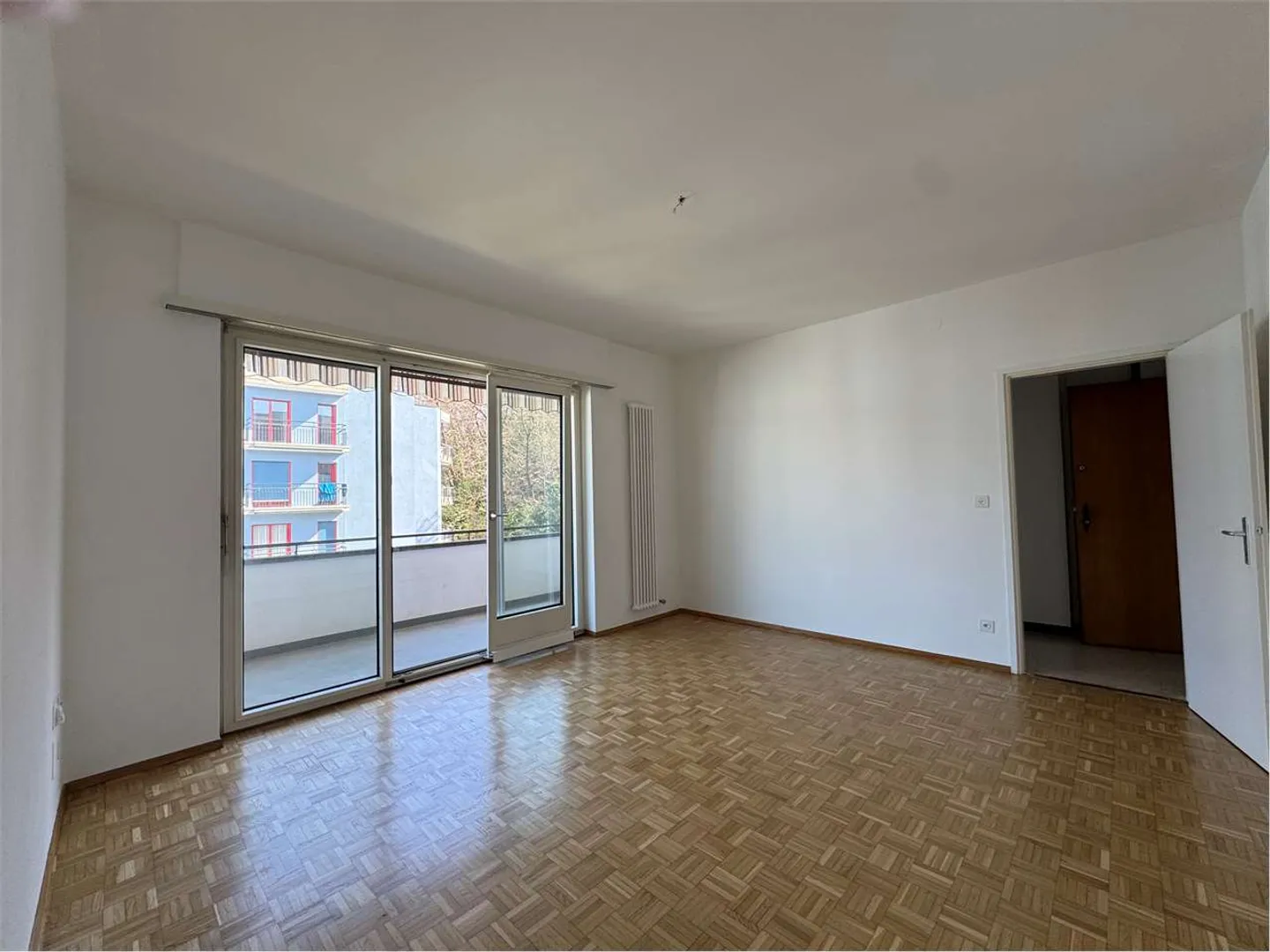 Appartement de deux pièces et demie avec nouvelle cuisine à Lugano, à 3 minutes à pied - Photo 4 sur 6