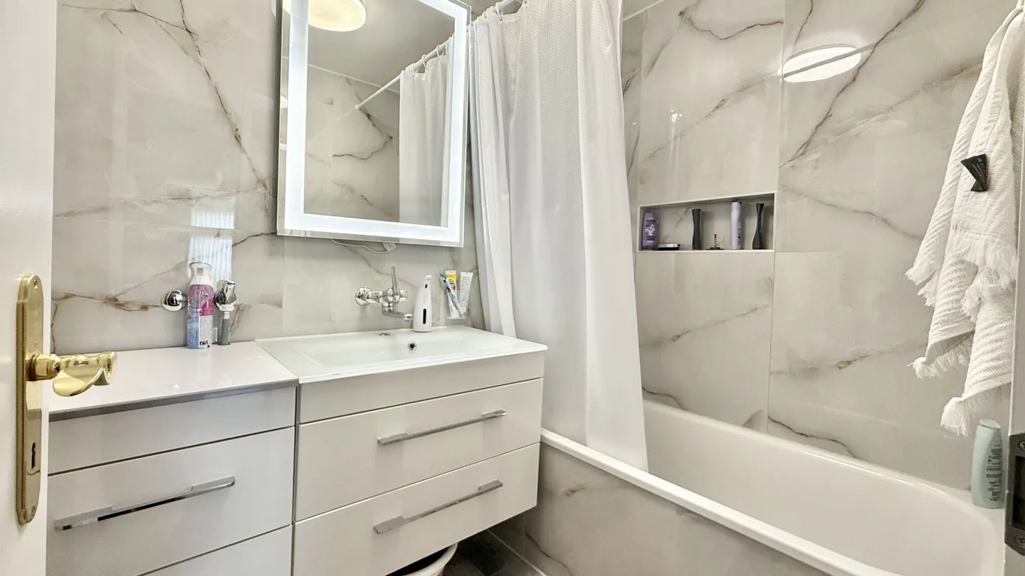 3.5 Zimmer Wohnung im beliebten Holenacker-Quartier - Foto 7 von 10